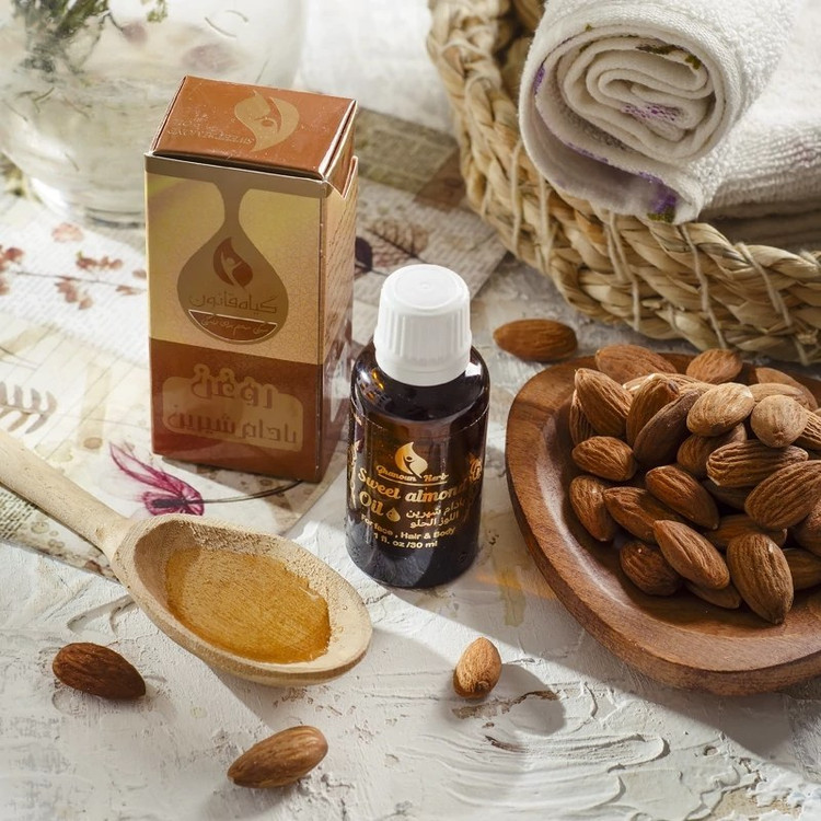 روغن بادام شیرین برای مو پوست و لک صورت قانون